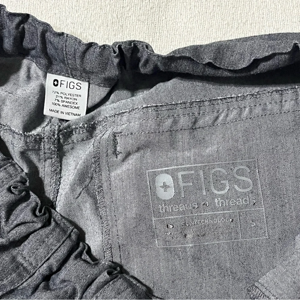 FIGS Mens Small Basic‎ Scrub Pants Pockets Straight Gray *No Style Code Found